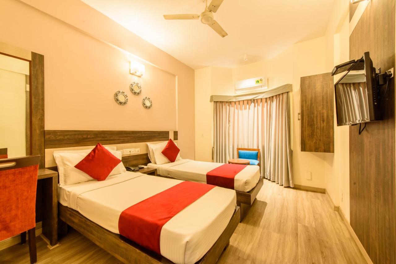 Bangalore Gate Hotel & Conferences Extérieur photo